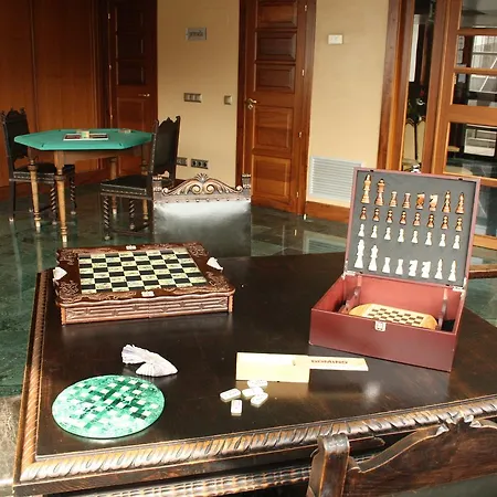 Lupa San Juan de Pinera